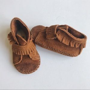 Minnetonka Leather Baby Moccasins